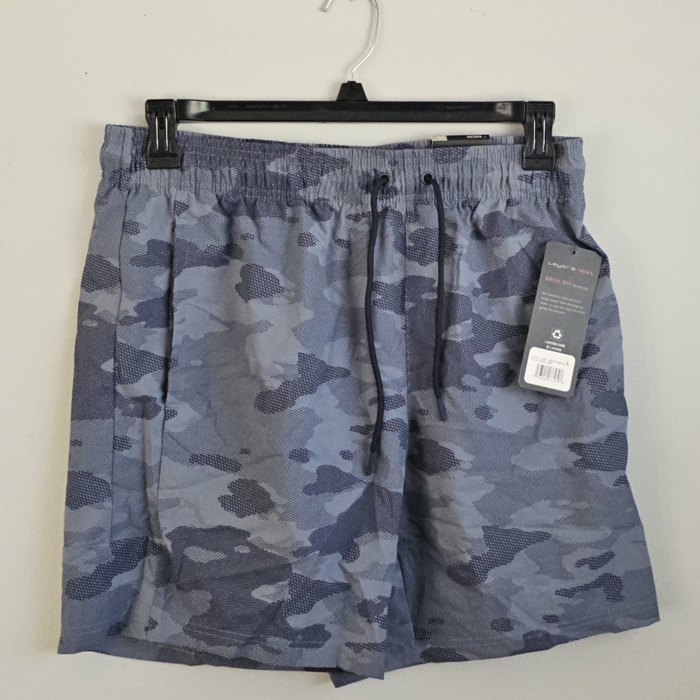 Layer 8 Men's Active Shorts large camouflage